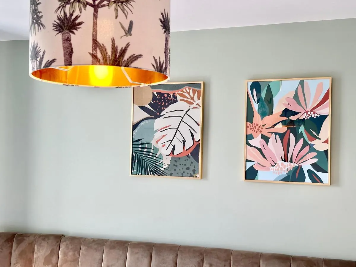 The Salacia No 5 Apartment Scarborough