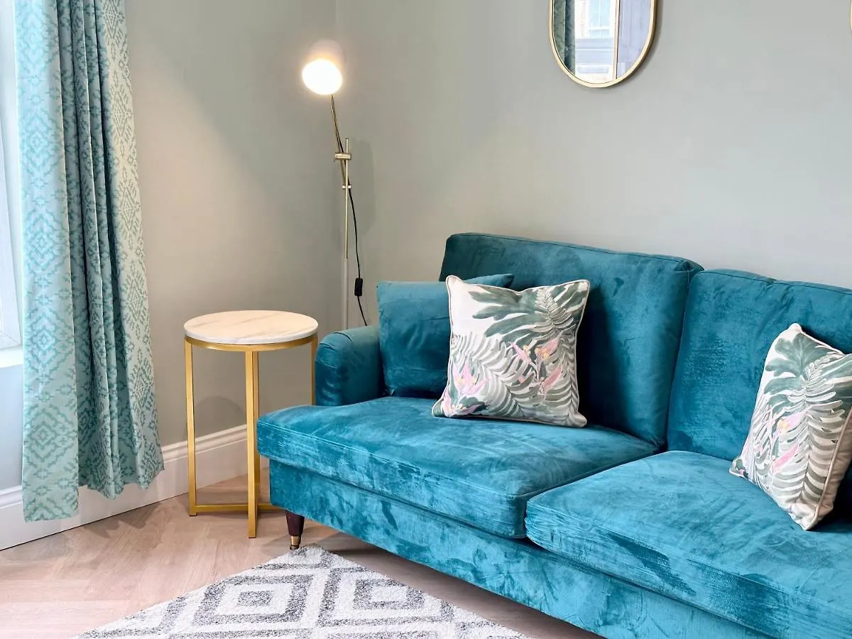 The Salacia No 5 Apartment Scarborough